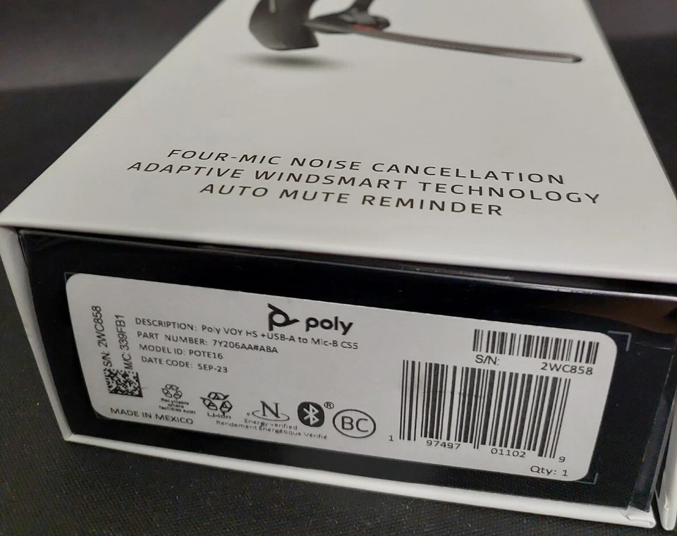  Plantronics Voyager 5200 / 5220 POLY Premium Wireless Bluetooth Headset Black - Image 2 of 4