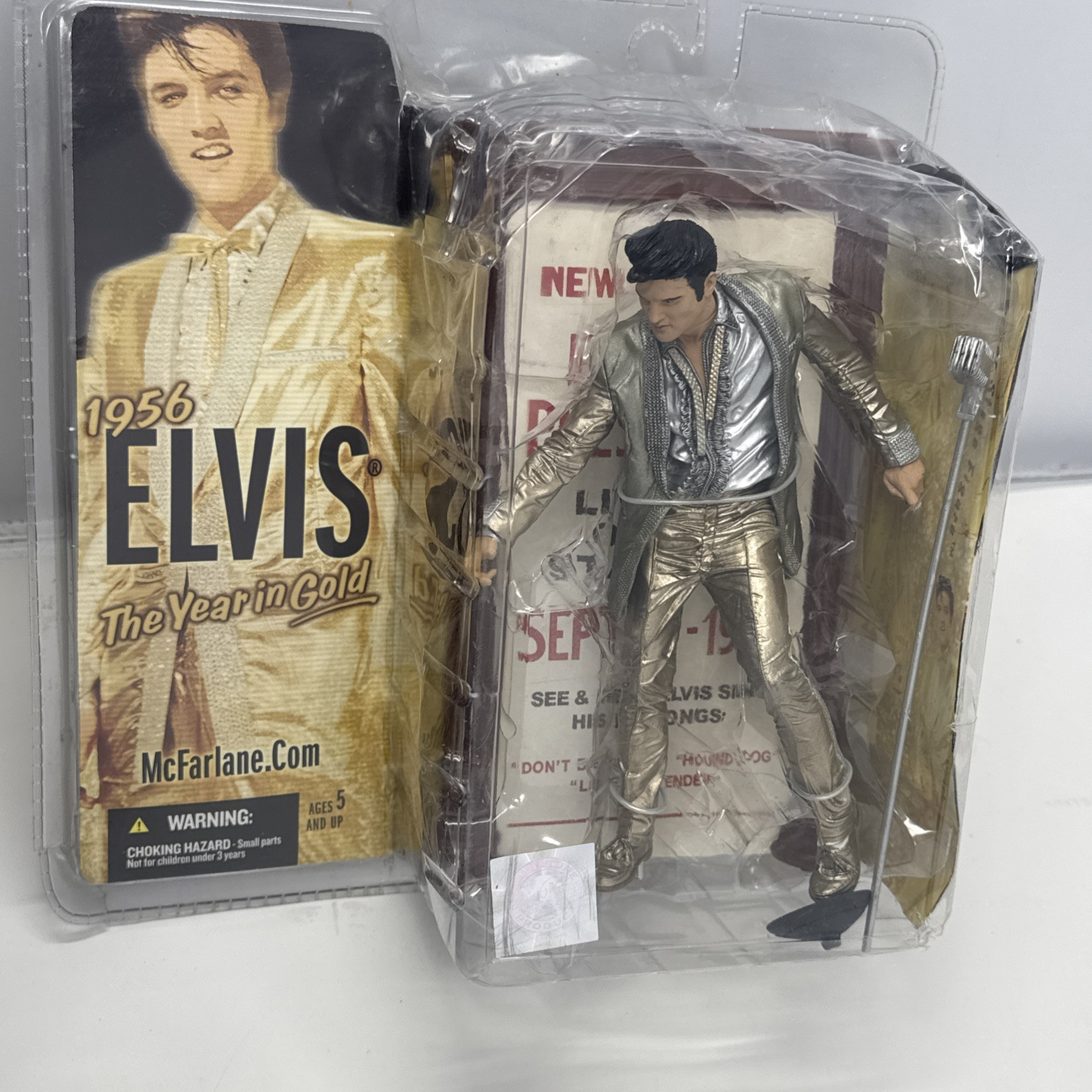 Elvis Presley 1956 McFarlane Figure Year Gold W/ Backdrop - Damaged Mic Stand