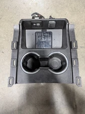 2021 TAHOE SUBURBAN SILVERADO YUKON FULL CENTER CONSOLE Cup Holder Charging