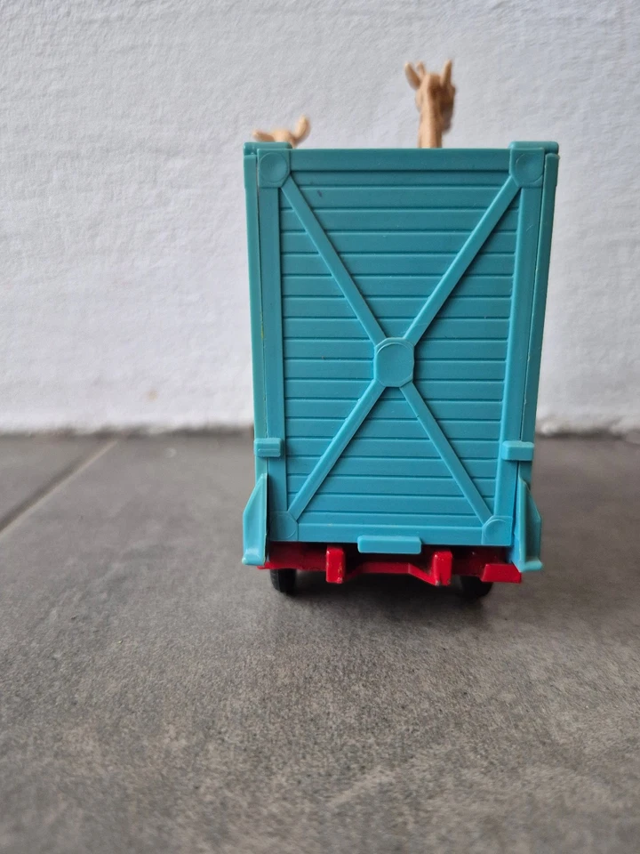 Corgi Toys Bedford Tractor Unit *Chipperfields Circus* mit 2 Giraffen - Bild 4 von 4