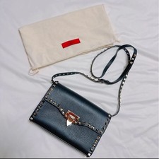 VALENTINO Rockstud Shoulder Bag Black