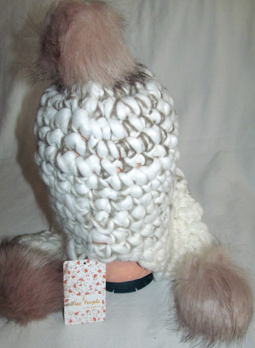 New Free People Snow Castle Ivory Chunky Cable Knit Trapper  display picture 1