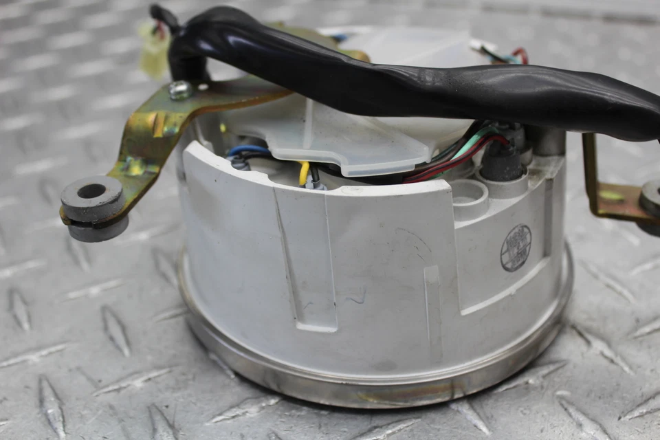 Yamaha V Star 1100 XVS1100A 2000 medidores clásicos 5 k-83500-70-00 (21.102 millas) Foto 4 de 4