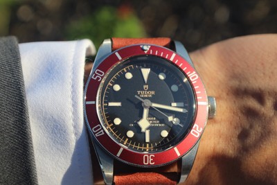 tudor red bezel