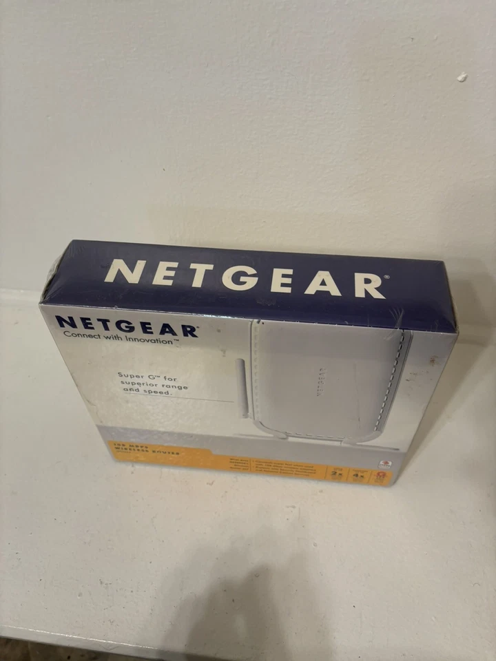 NEW NETGEAR WGT624 v4 108Mbps 4-Port Wireless Firewall Router w/ Adapter Super G - Image 2 of 4