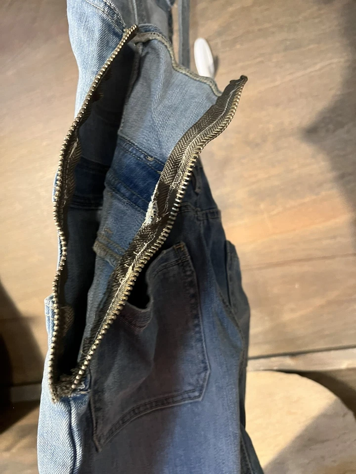 Pantalones de mezclilla elásticos para mujer Kendall & Kylie TALLA 28 CREMALLERA ROTA Foto 3 de 4