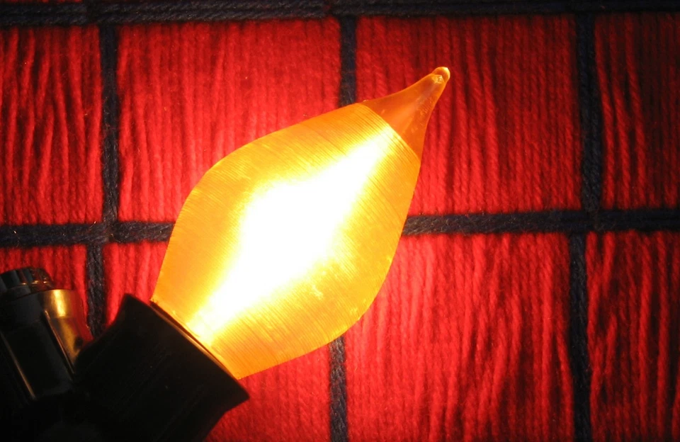 4 NEW SPUN GLOW AMBER gold LIGHT bulb 40C15 regular 40w flame C15 glowescent E26 - Image 3 of 4