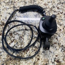 Quantum Q6 Edge Attendant Joystick Controller w/Mount.2 MILES ON UNIT PARTS ONLY