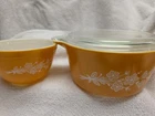 Vintage PYREX Butterfly Gold - Set Of 2, One With Lid 1.5L , One Without 750ml.