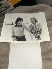 Billie Jean King Dinah Shore Colegates Women's Sports Special 9894A519A