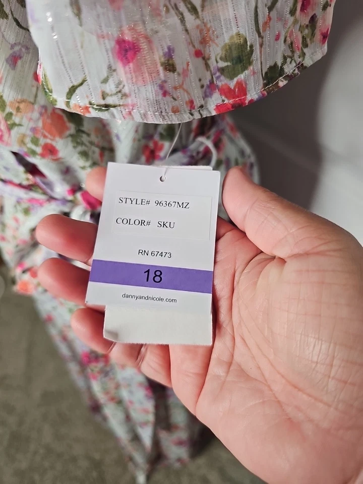 Nuevo con etiquetas $89 Danny & Nicole Mujeres Maxi Vestido Manga Acampanada Floral Chifón Envolvente Talla 18 Foto 4 de 4