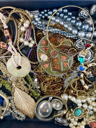 Jewelry Lot 2+ Lb Costume Vintage Modern Craft Wearable Repurpose