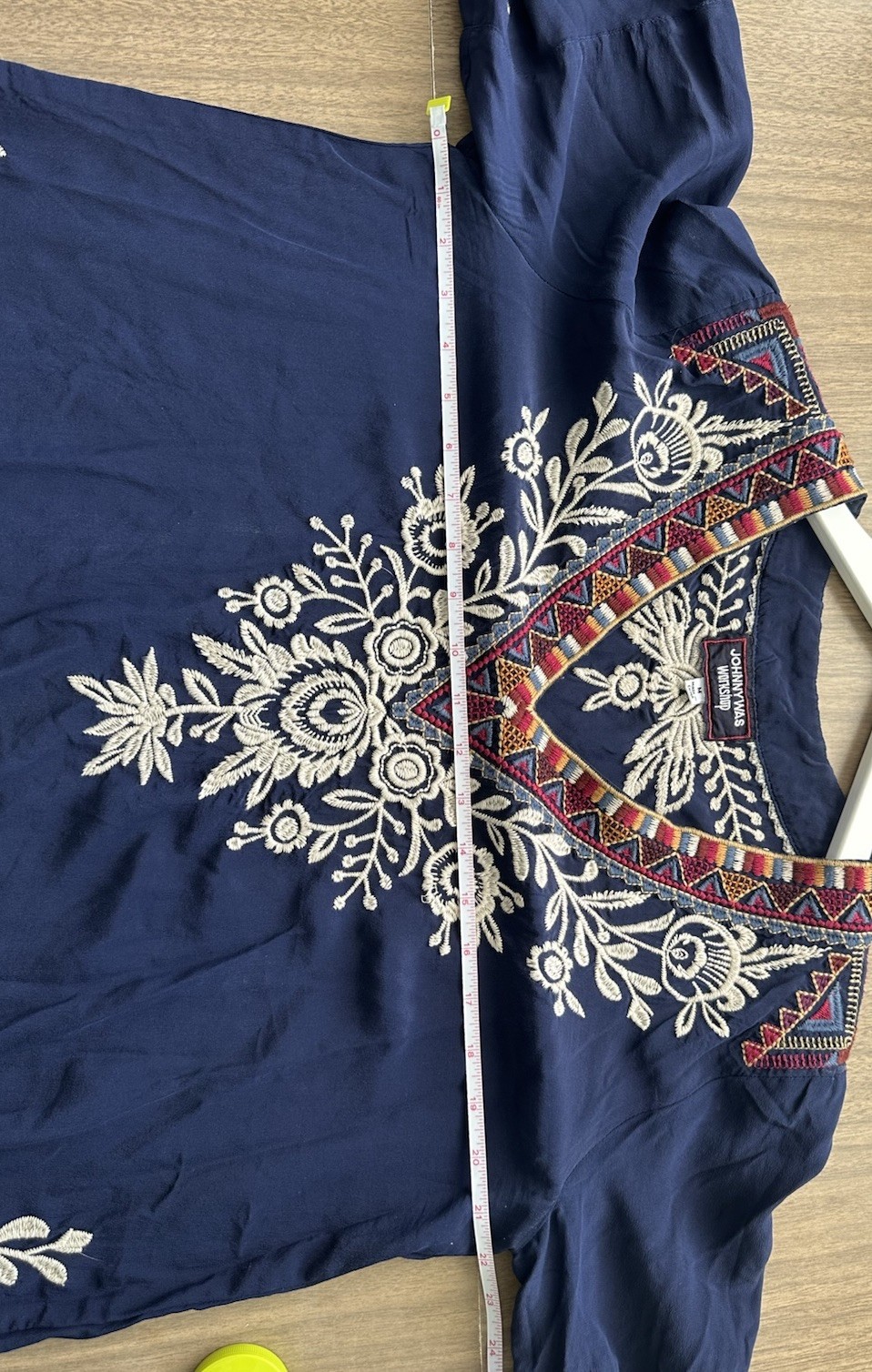 Johnny Was Workshop Medium Silk Swing-Sleeve Embr… - image 4