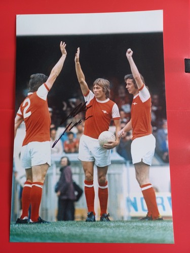 ALEX CROPLEY SIGNED 12" x 8" PHOTOGRAPH WITH COA ARSENAL, HIBERNIAN, ASTON VILLA