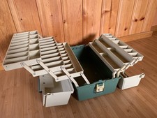 Plano 8606 Tackle Box Vintage Large Green Tan Excellent 6-Tray USA