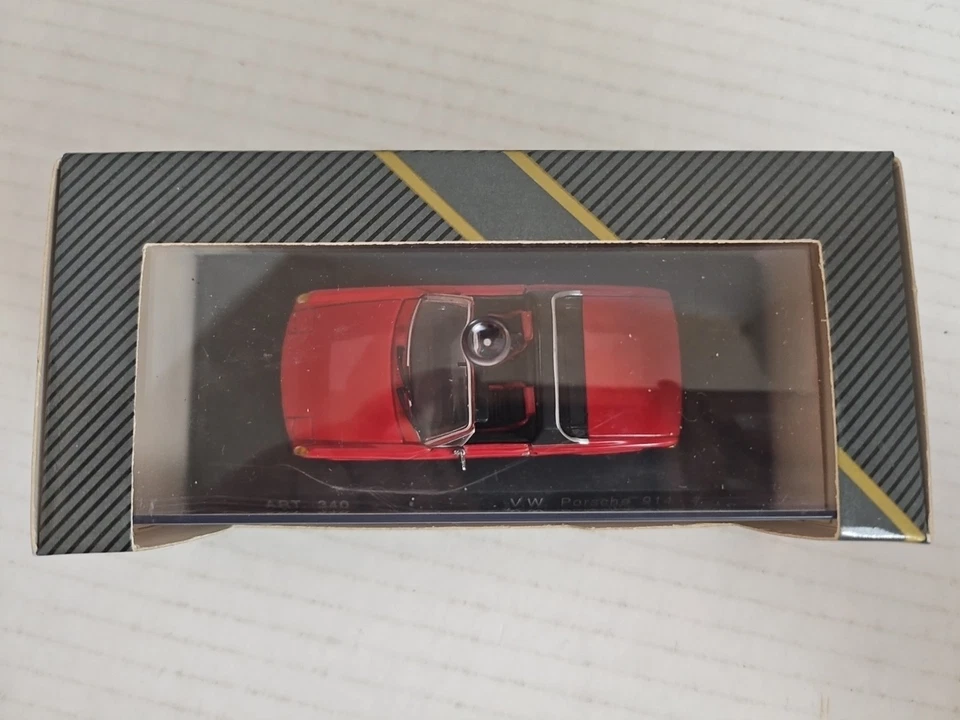 Carro Detail Cars Platinum VW Porsche 914-4 escala 1/43 fundido vermelho - Imagem 2 de 4