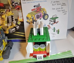 LEGO Teenage Mutant Ninja Turtles: The Shellraiser Street Chase (79104) Complete