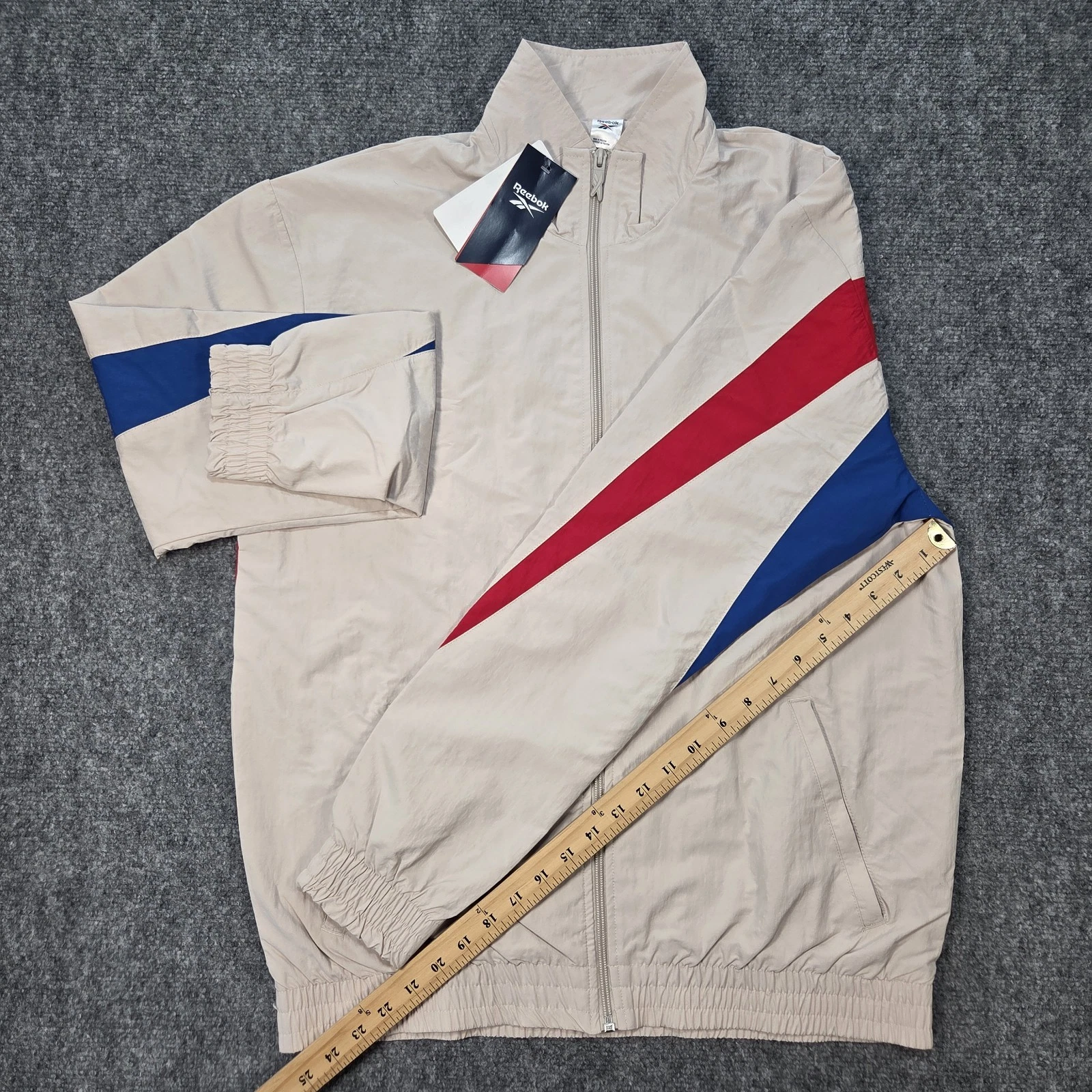 NWT Reebok Vector Tracktop Mens Medium 'Stucco' Beige Tan Track Jacket Knit Logo - product detail image 17