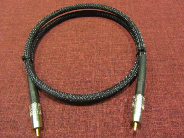Cable Belden 1694A SPDIF 75 ohmios de 1 ft con Canare RCAP-C53 dorado RCA. Foto 4 de 4