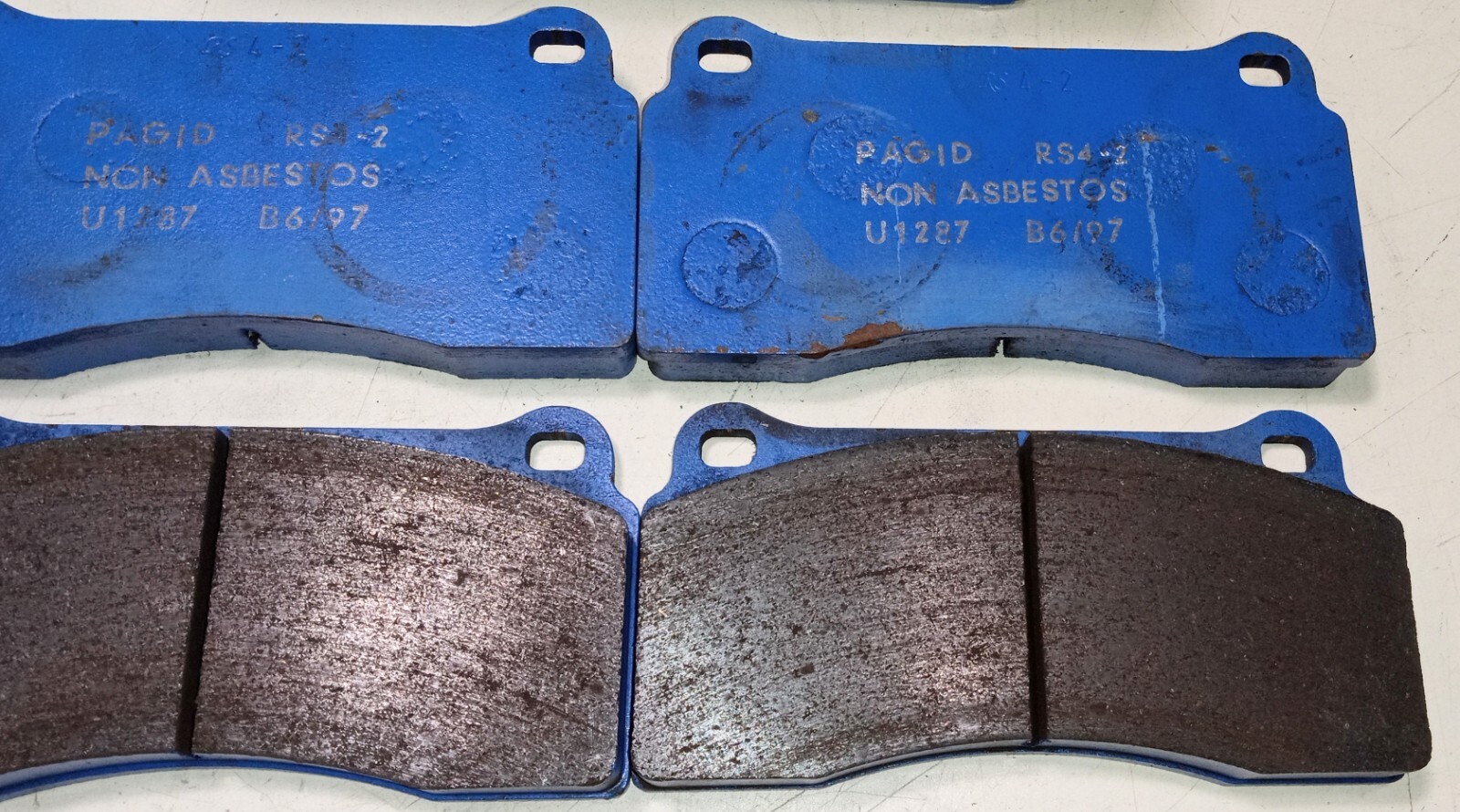 Ferrari F40 Front Brake Pad Set_148983_High Performance_GENUINE