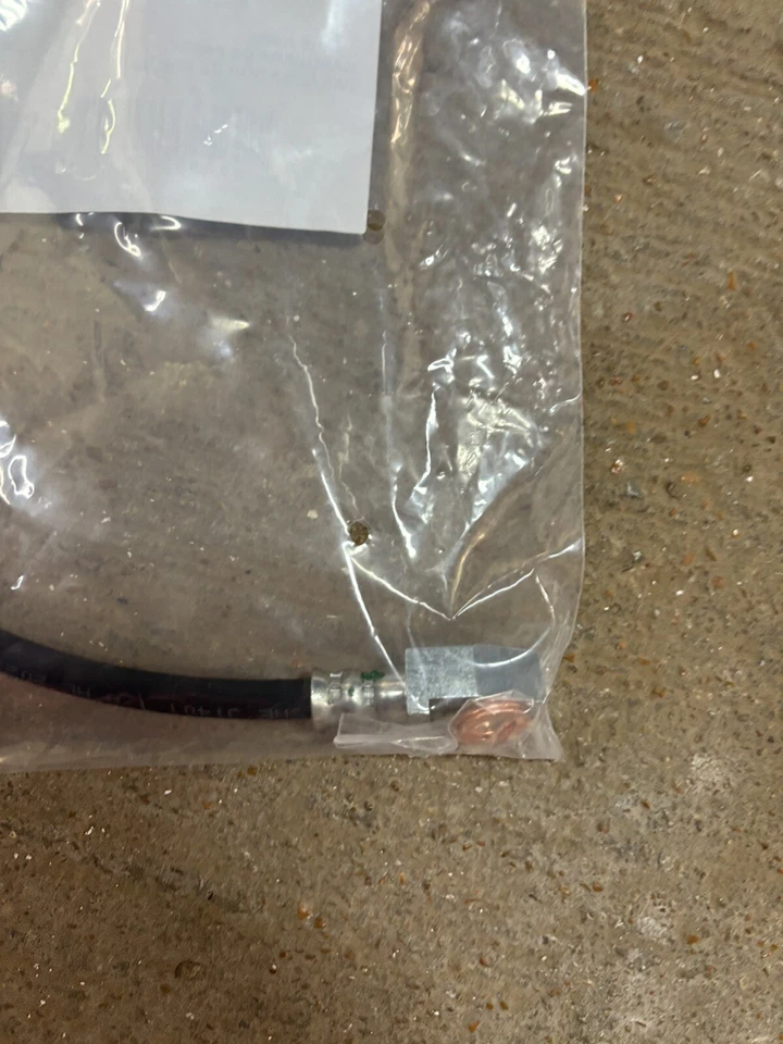 Manguera hidráulica de freno Sunsong 2204225 Ford Mustang Cobra Foto 2 de 2