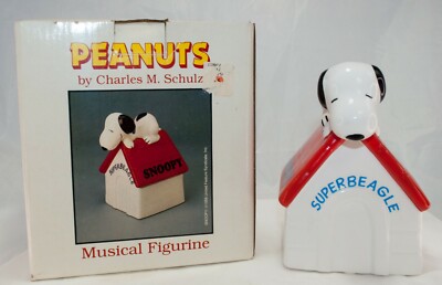 PEANUTS-Charles Schultz-Willitts Design-Snoopy on Doghouse Musical Figurine