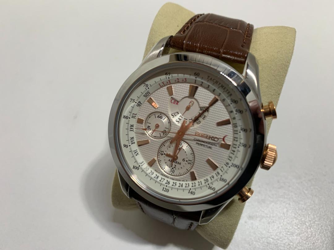 セイコー 3点セット ジウジアーロ KING SEIKO CHRONOGRAPH ドライバーのための腕時計」として、一世を風靡したセイコーと
