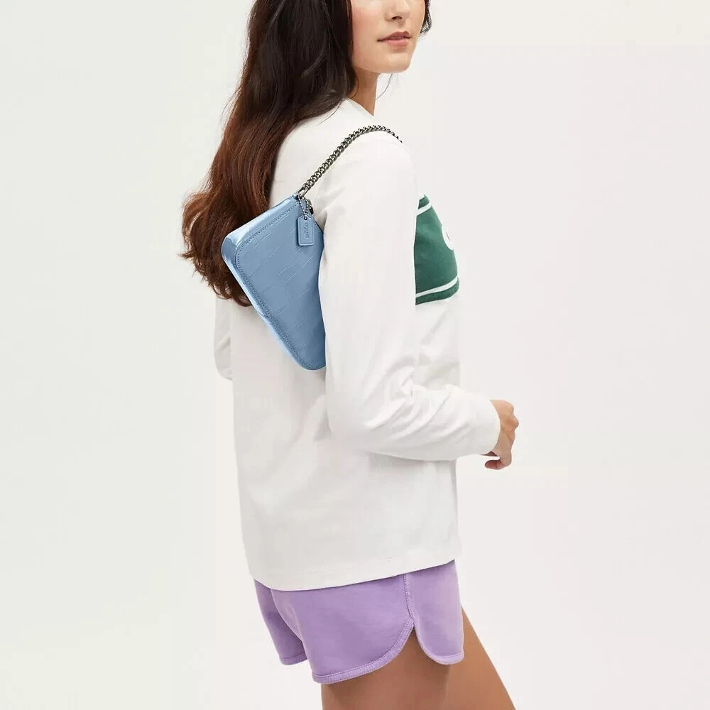 Coach ~ " Nolita 19 " ~ in pelle di coccodrillo blu fiordaliso goffrata CN382 $228