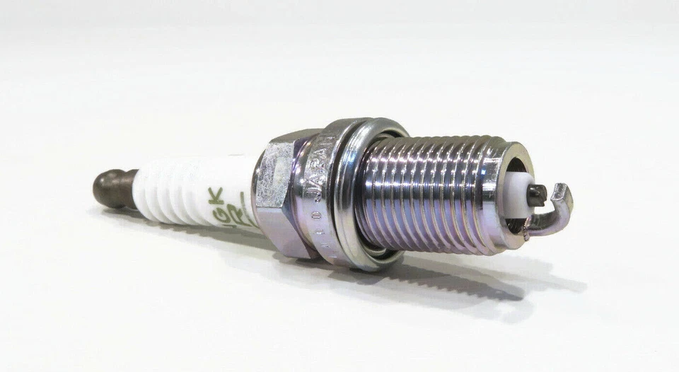 16 cables de bujía MK + 16 bujías NGK para Mercedes-Benz V8 W203 210 163 208 Foto 2 de 4