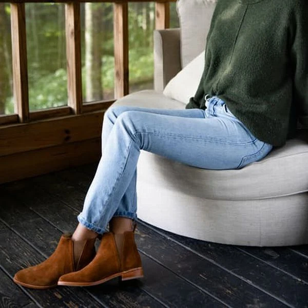 Nisolo shop chelsea boots