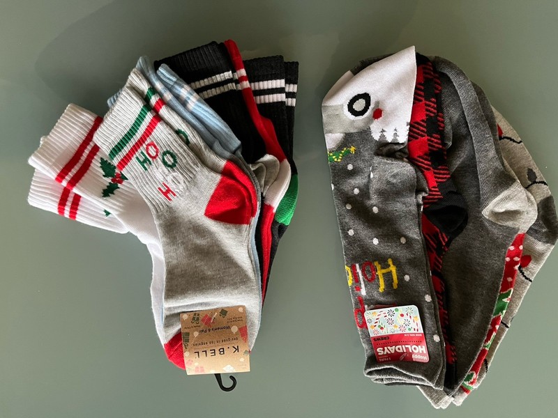 NWT Happy Holidays Christmas Crew Fun socks Ho Ho Ho 2 sets 11 pairs Sz 9-10