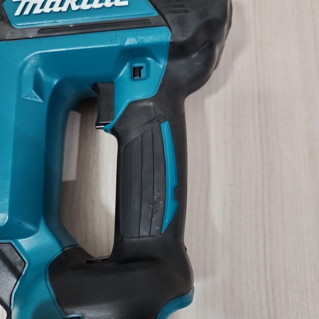 Makita PT353D 18V Cordless Pin Nailer 23Ga Finish Nailer Body Only