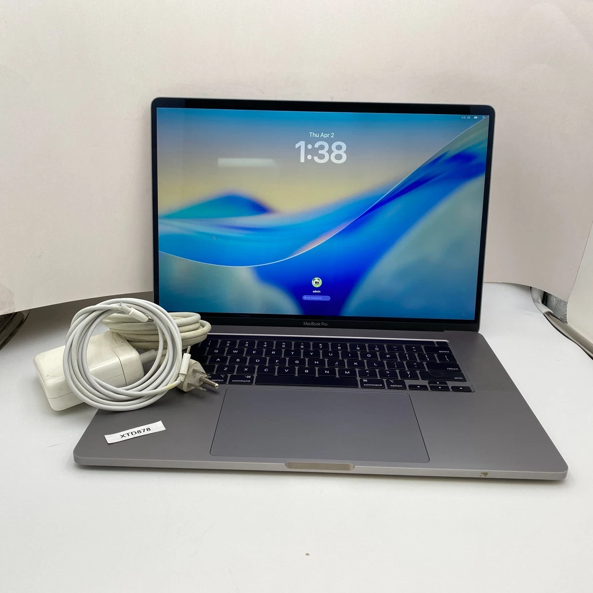 Apple MacBook シルバー Pro i7-16GB-1TB USキー 15