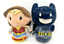Hallmark Itty Bittys Limited Edition DC Batman  Wonder Woman Dawn Of Justice