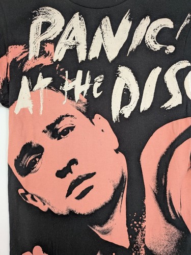 Panic! At The Disco T-Shirt Adult Size XS Brendon Coral Graphic Print Rock Band - Picture 9 of 9