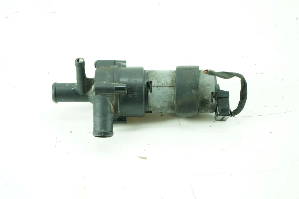 Bomba de circulación de agua refrigerante auxiliar mercedes w203 w209 01-09 2038350164 Foto 2 de 4