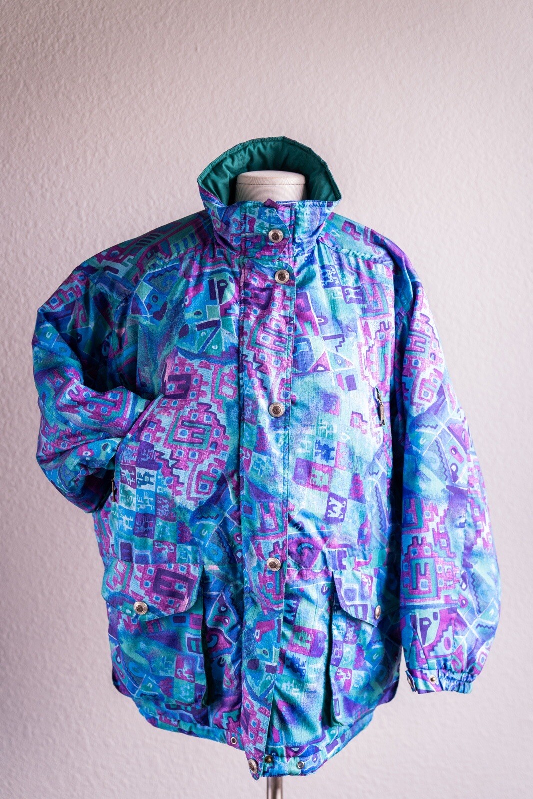 Brownstone Studio Jacket Size Large Abstract Desi… - image 1