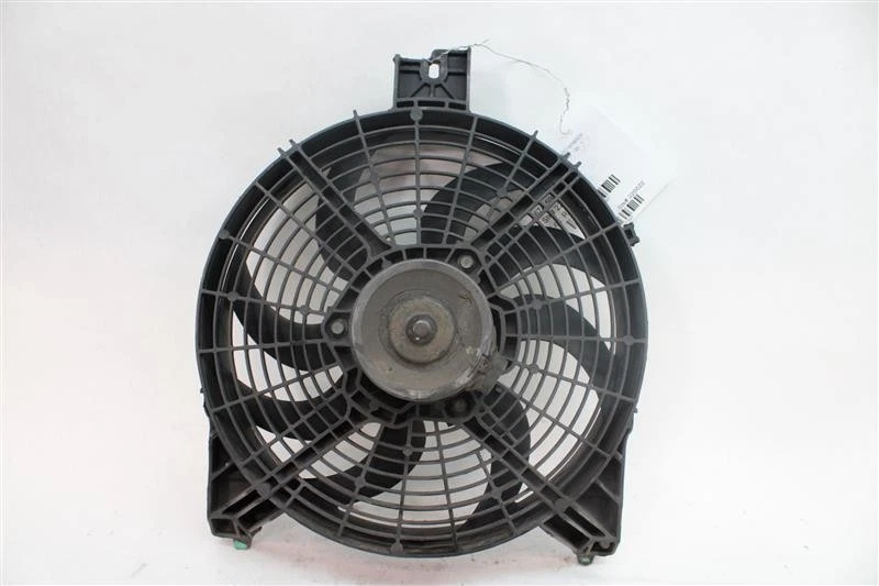 RADIATOR FAN ASSEMBLY Infiniti QX56 Armada Titan 2004 04 05 06 07 08 09 1327397 Foto 3 de 4