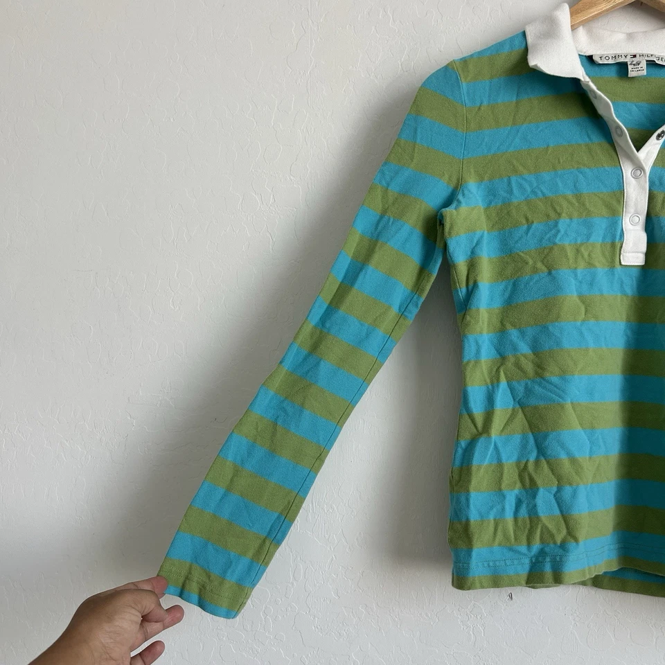 Camisa Tommy Hilfiger Mujer Pequeña De Colección Y2k Manga Larga Polo Rayas Logo Azul Verde Foto 4 de 4