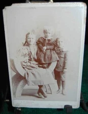 ANTIQUE PHOTO: SIBLINGS PORTRAIT SISTER AND BROTH, PIGTAILS PLAID & BOOTS CP007