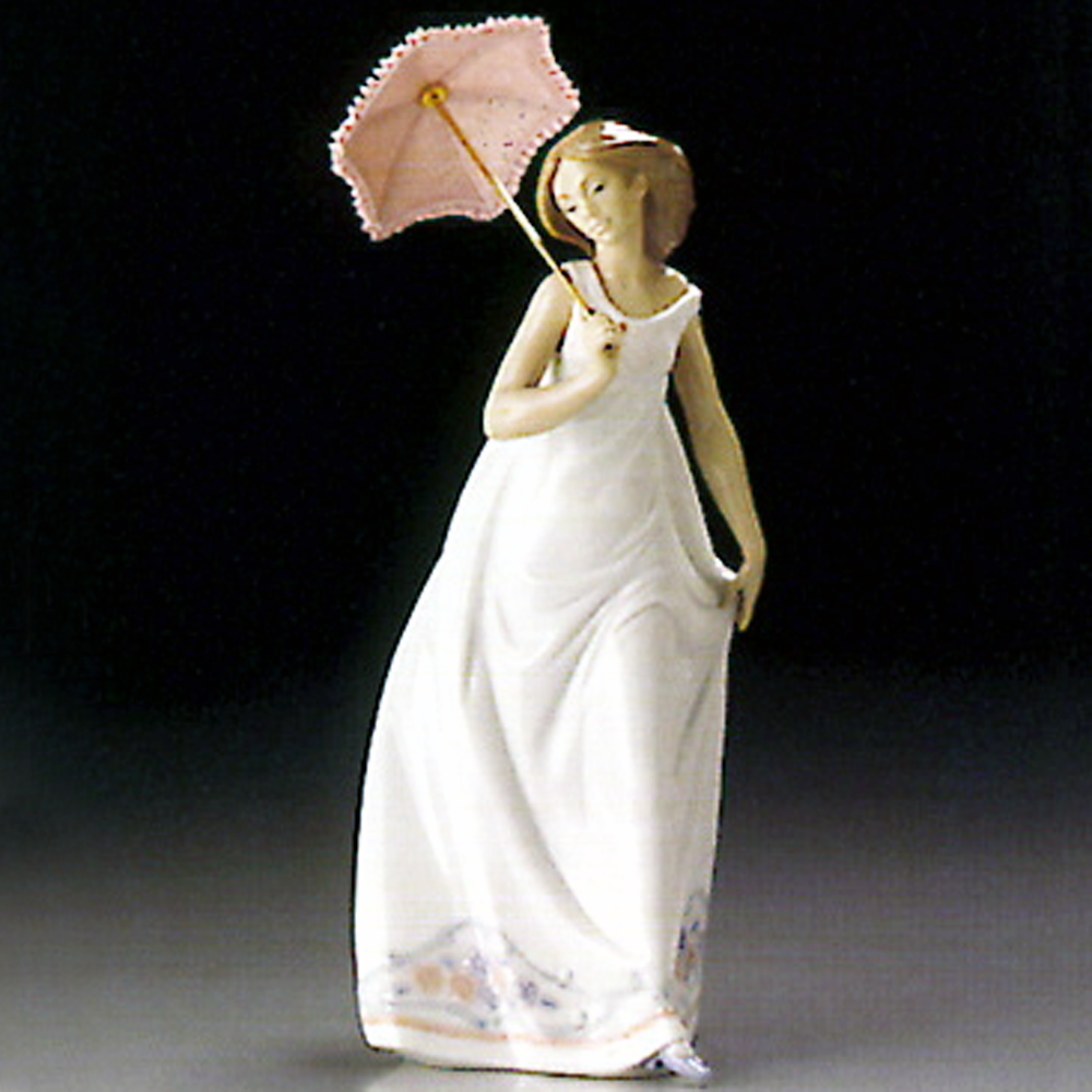 LLADRO AFTERNOON PROMENADE 11