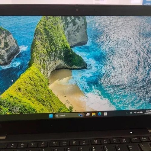 Lenovo ThinkPad T14 Gen 2 14" UHD i7 3GHz 11th Gen 2GB Graphics/48GB RM/512GB SD - Picture 3 of 7