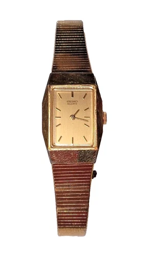 Ladies Seiko Quartz Gold Tone Bracelet Dress Watch New Cell Granny Core