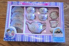 Vintage New Fishel 16 Piece Fine Porcelain Children's Tea Set