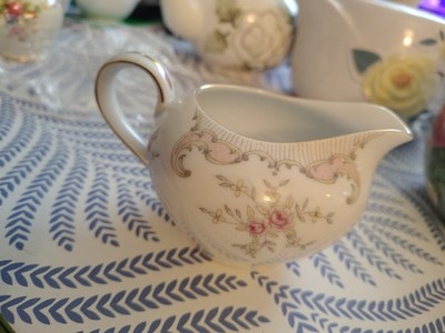 HARMONY HOUSE JAPAN CREAMER ANTOINETTE PATTERN 