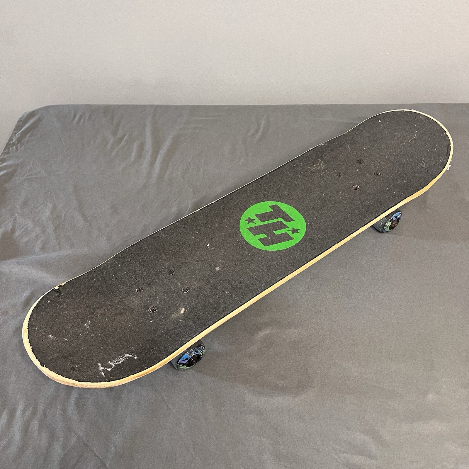 From Skatepark Series 31x8x3.5&rdquo;