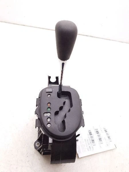 Toyota Yaris 2008 tracción delantera transmisión automática palanca de cambios conjunto  Foto 4 de 4