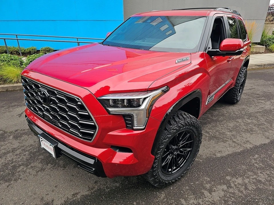 2025 Toyota Sequoia Platinum - Image 3 of 4