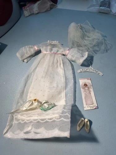 Vintage Mattel Francie Complete #1244 Wedding Whirl Set