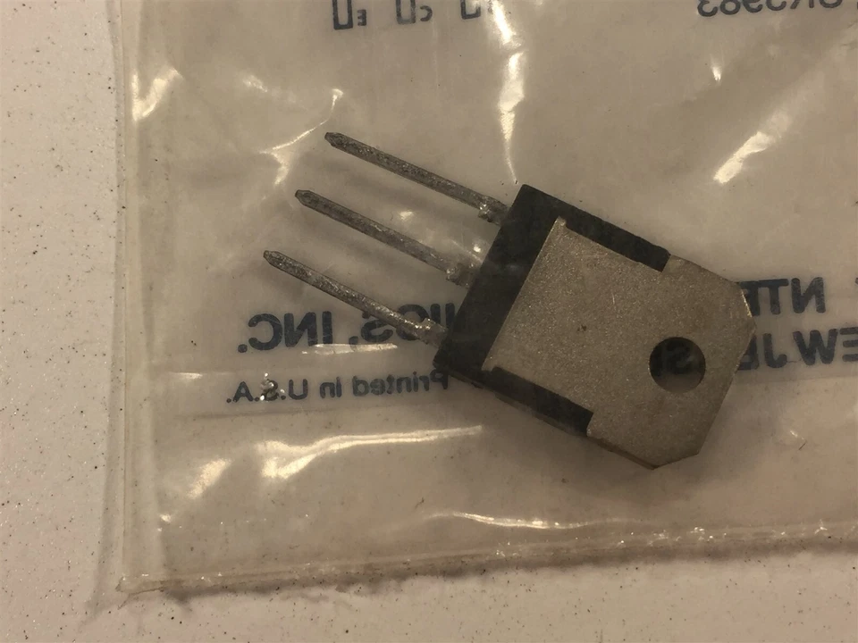 (12) NTE394 Silicon NPN Transistor Power Amp Hi Voltage Switch TO−3PN Lot of 12 - Image 3 of 4